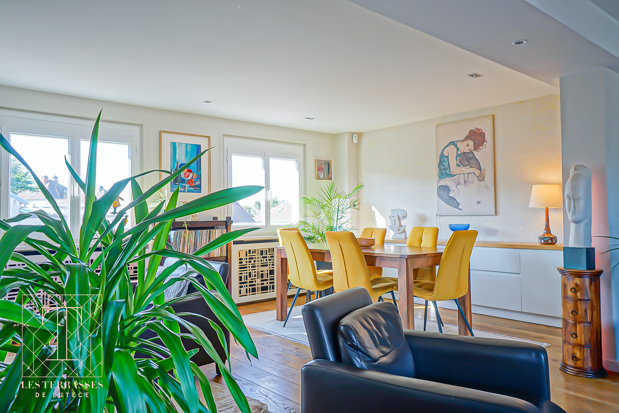 Photo n°6 du bien immobilier Meudon : Appartement en dernier étage avec terrasse et vue Paris