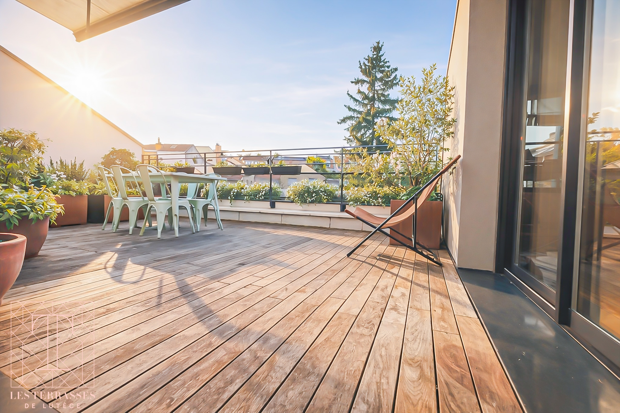Aux portes de Paris – Dernier étage – Appartement familial avec terrasse Sud-Ouest
