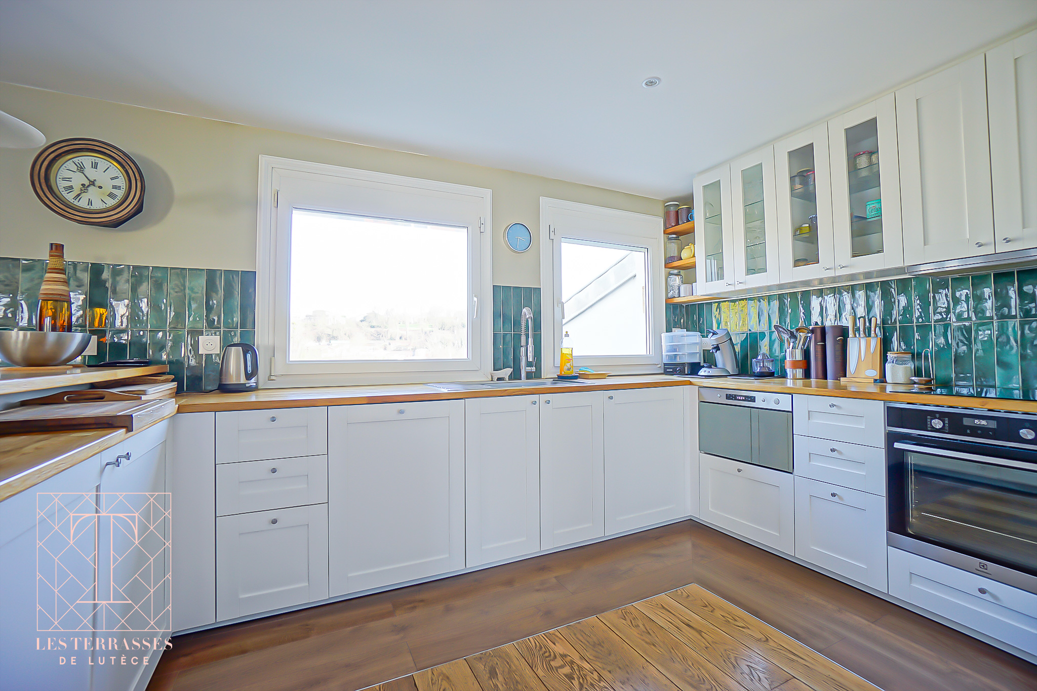 Photo n°8 du bien immobilier Meudon : Appartement en dernier étage avec terrasse et vue Paris