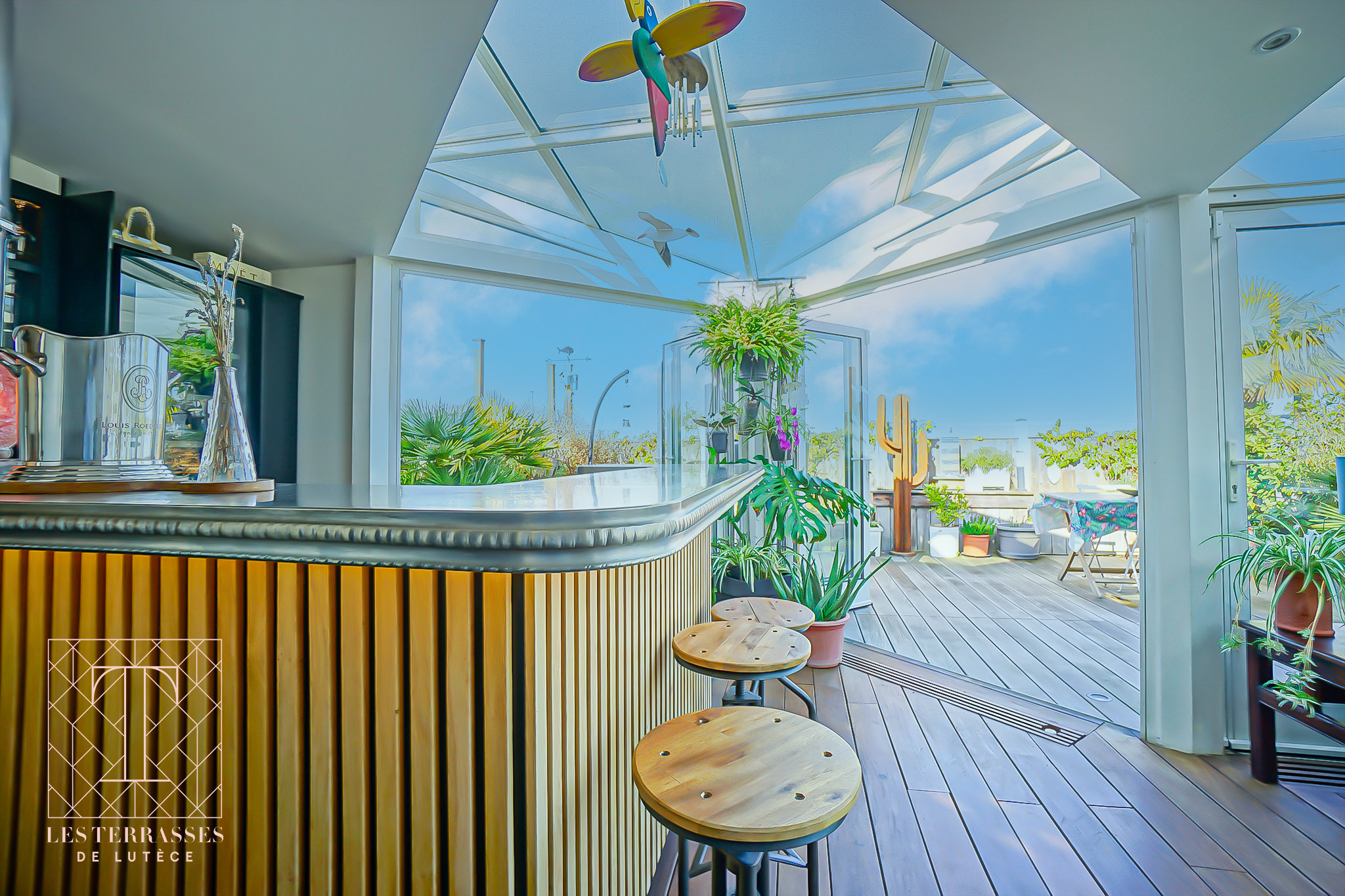 Photo n°12 du bien immobilier Meudon : Appartement en dernier étage avec terrasse et vue Paris